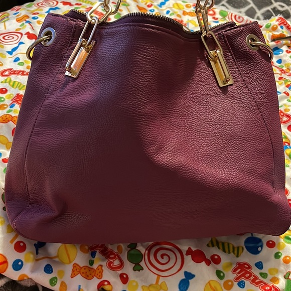 Michael kors purse - Picture 2 of 6